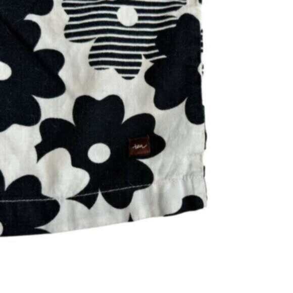 Tea Collection | Black & White Flower Toddler Girl Shift Dress Size 4T - Picture 5 of 7